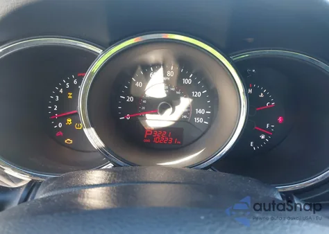 2011 Kia Sorento Lx z USA, uszkodzony, nr VIN 5XYKTCA14BG144141